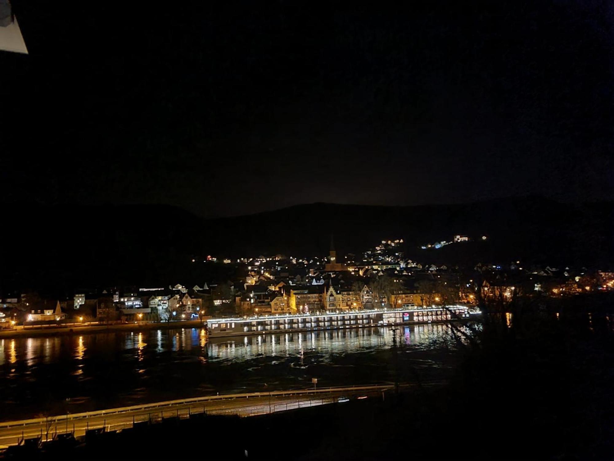 Mv Roemervilla, Lofts & Penthouses Mit Traumhaftem Moselpanoramablick Und Sauna Treis-Karden Camera foto