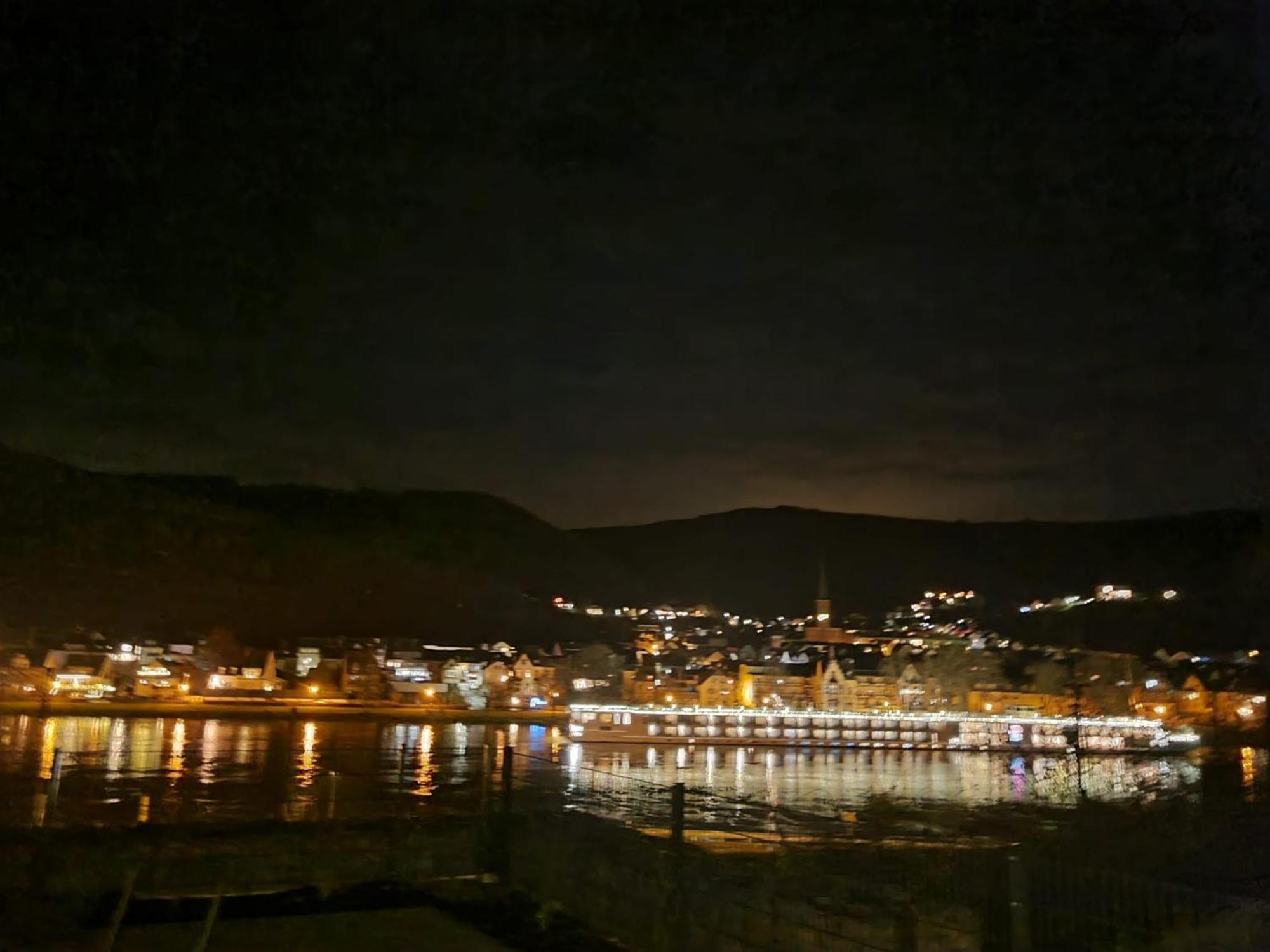 Mv Roemervilla, Lofts & Penthouses Mit Traumhaftem Moselpanoramablick Und Sauna Treis-Karden Camera foto